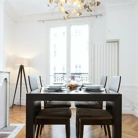 Rue Saint Honore - Louvre Apartment *