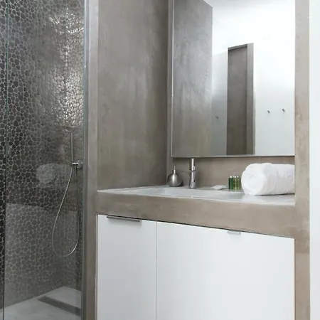 Rue Saint Honore - Louvre Apartment Paris